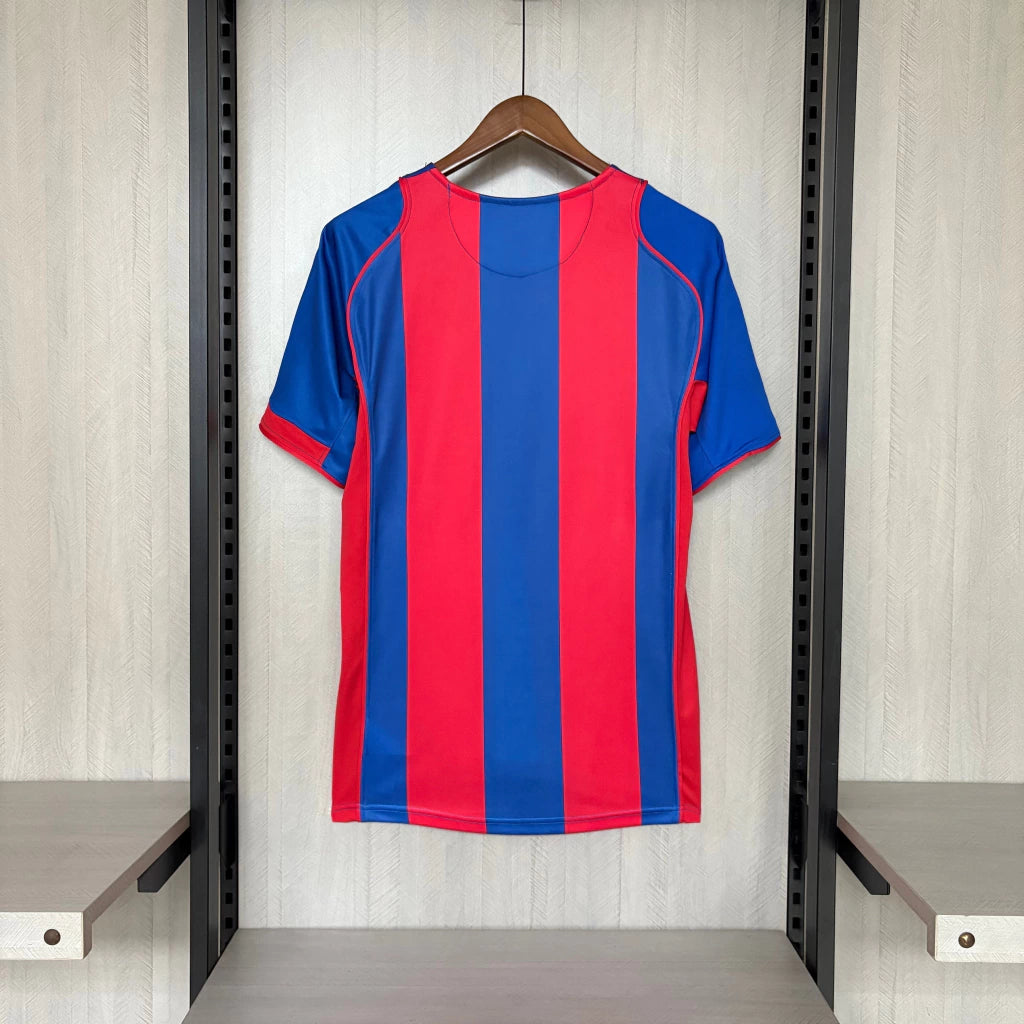 Barcelona 2004/05 Home - Retro