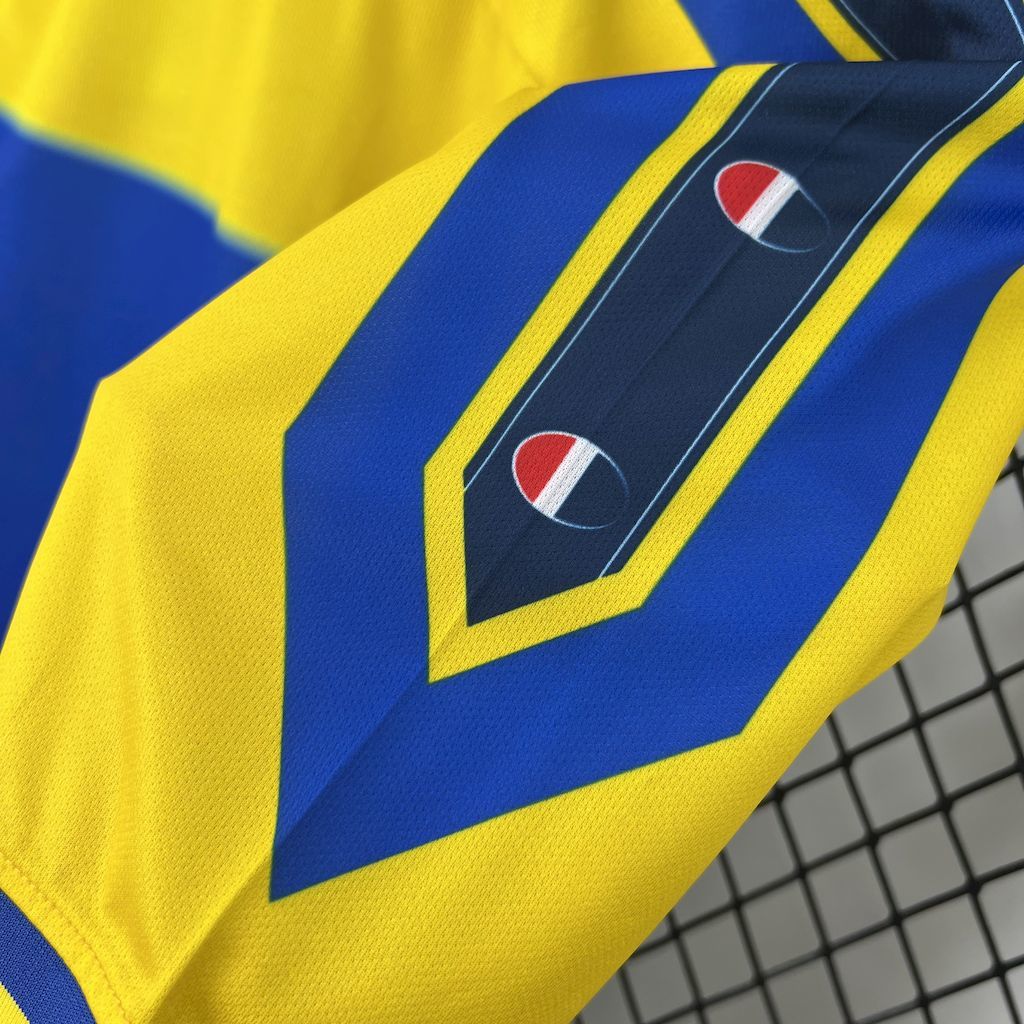 Parma 1999/00 Home - Retro
