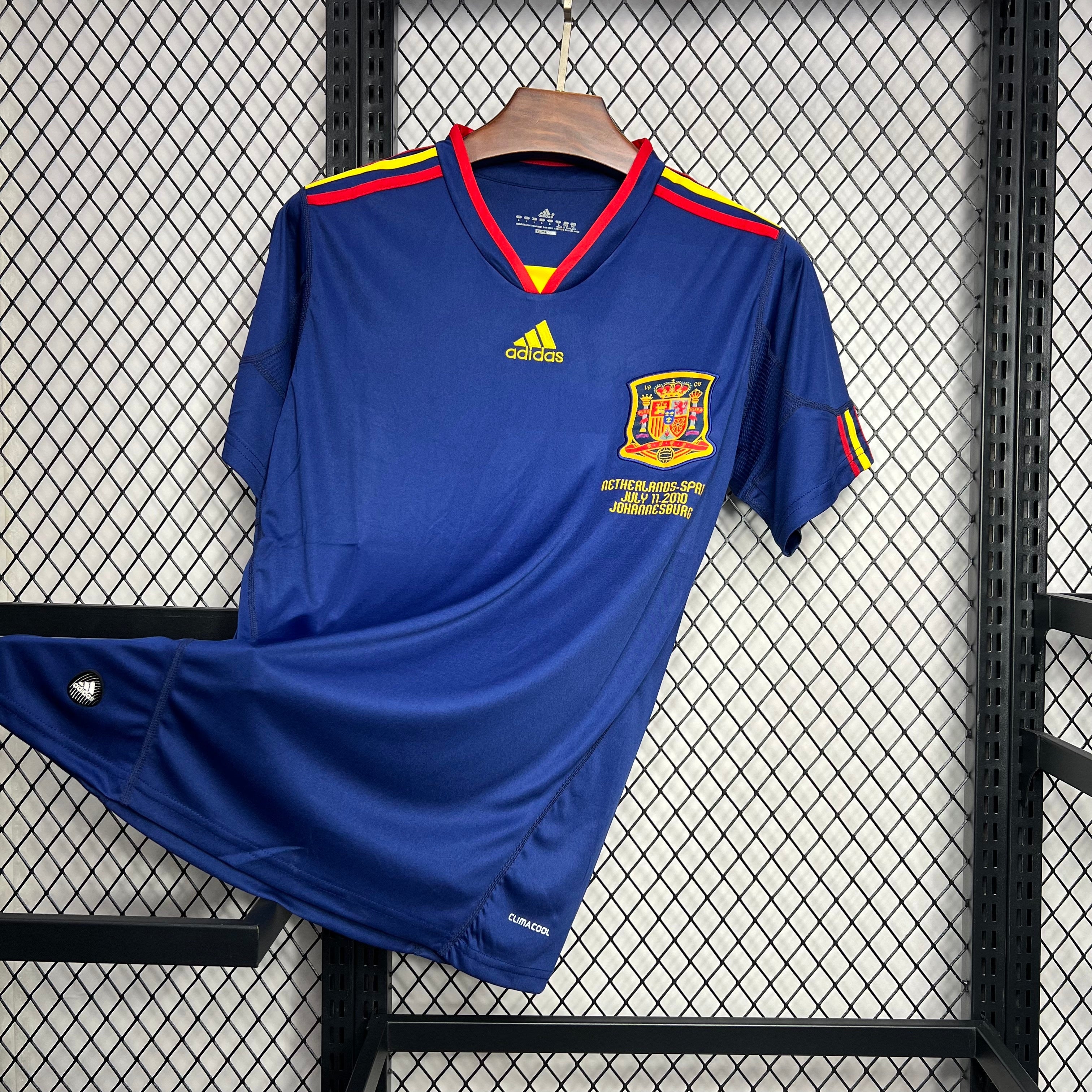 Spain 2010 Away - Retro