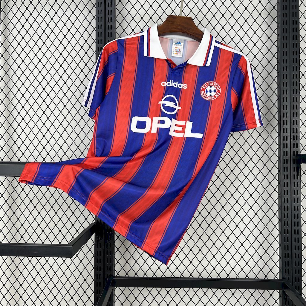 Bayern Munich 1995/97 Home - Retro