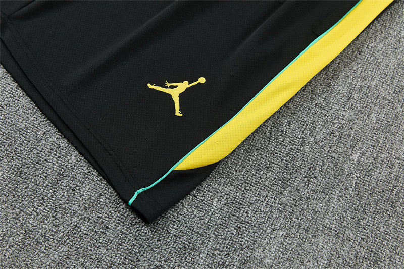 Brazil 2026/27 Black Training Set (Adult + Kids Sizes)