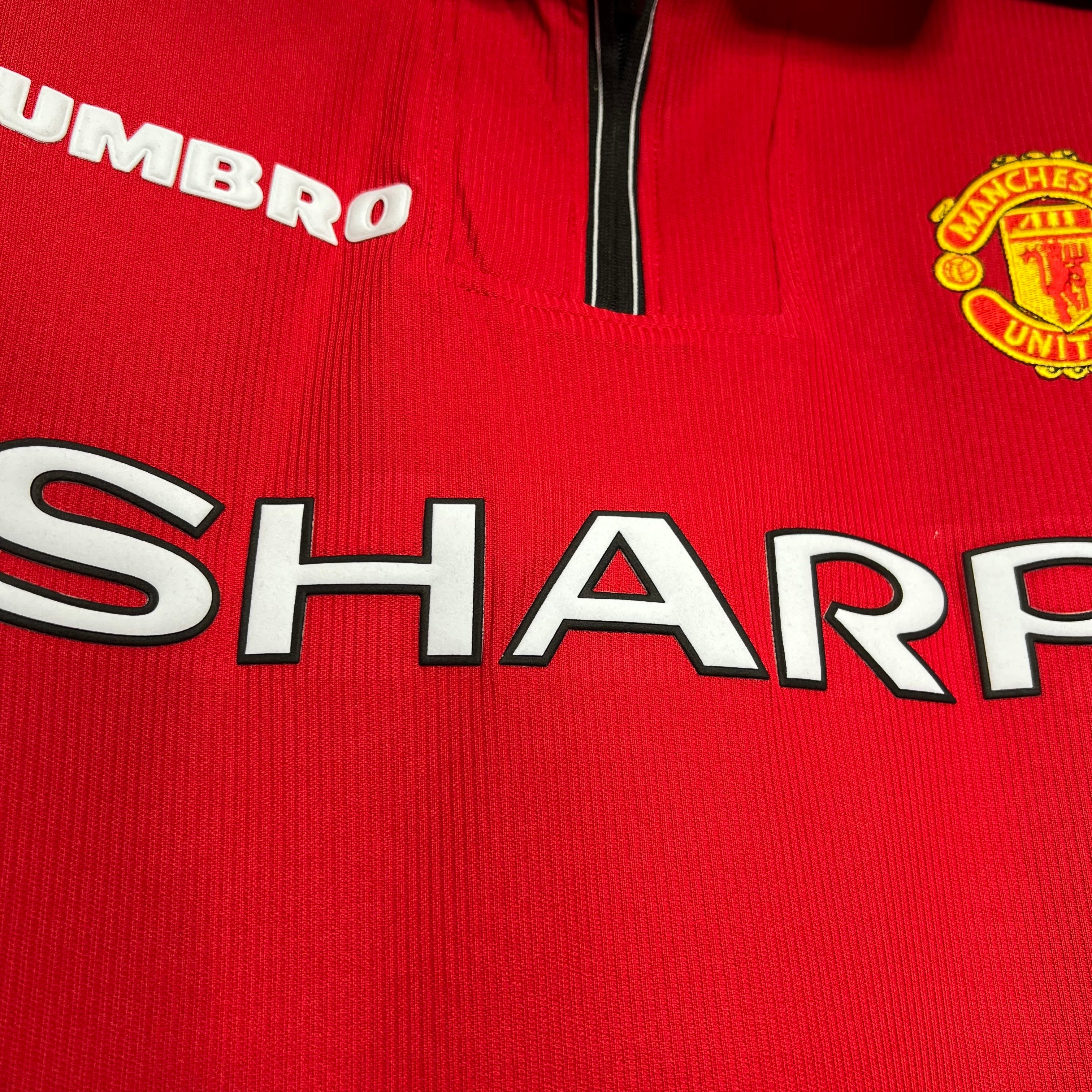 Manchester United 1998/00 Home - Retro