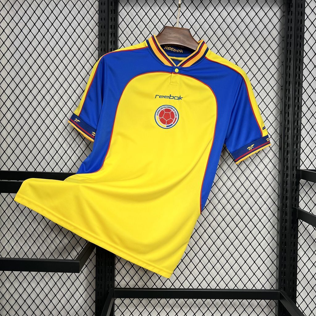 Colombia 2001 Home - Retro