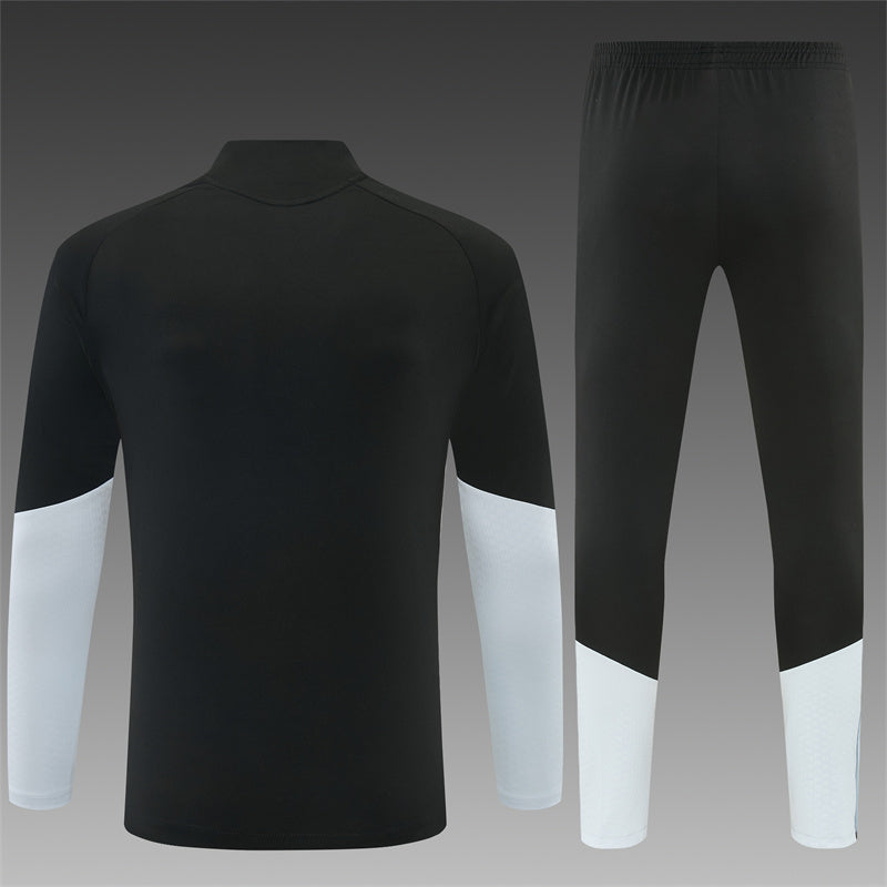 Spain 2026/27 Black ¼  Zip Training Set | Adult + Kids Sizes