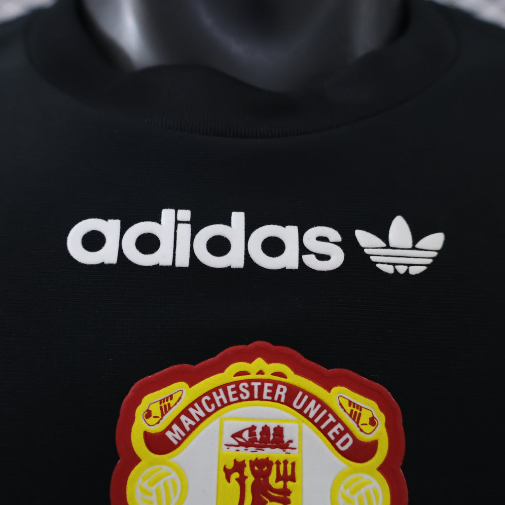Manchester United 2026/27 Black EQT Shirt - Player Version