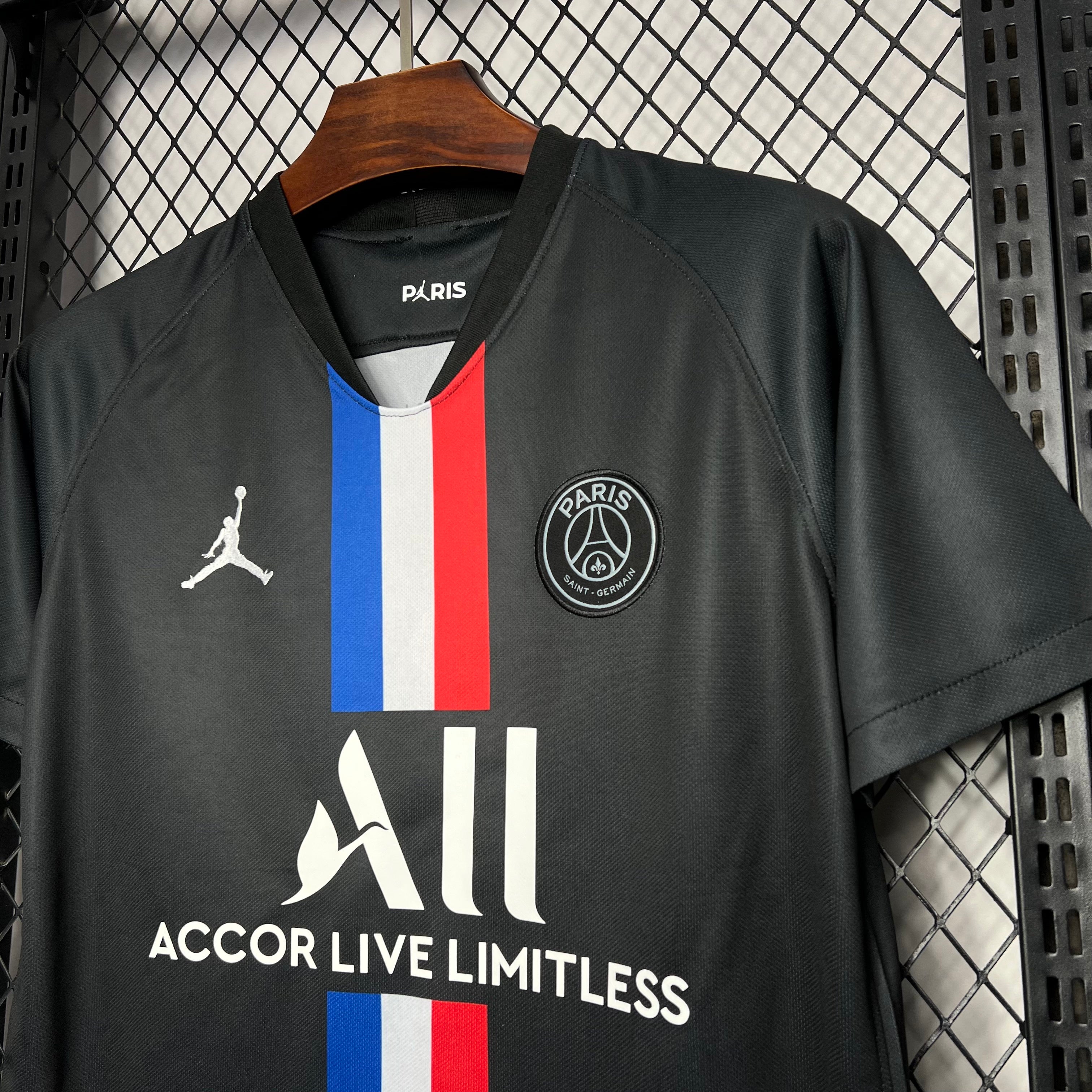 Paris Saint-Germain 2019/20 Fourth - Retro