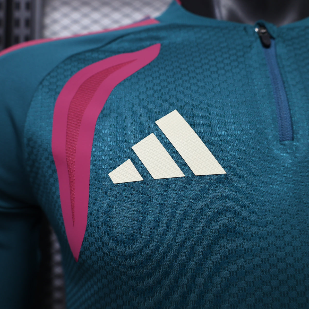 Real Madrid 2026/27 Green ¼  Zip Player Version Training Top