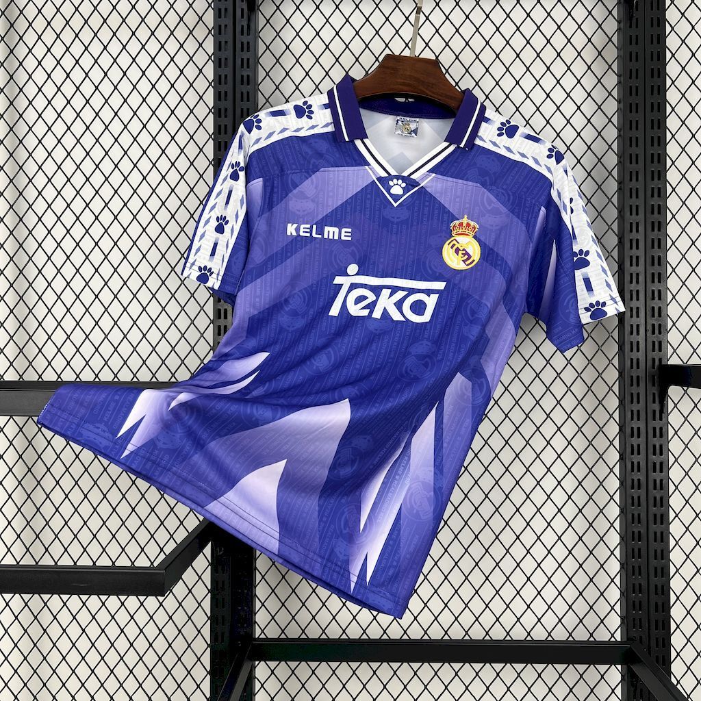 Real Madrid 1996/97 Away - Retro
