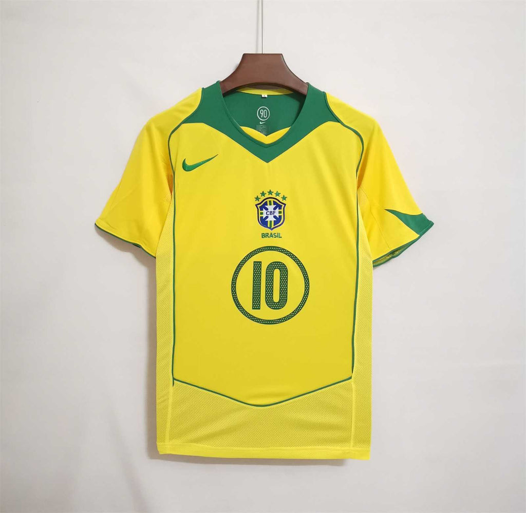 Brazil 2004 Home - Retro
