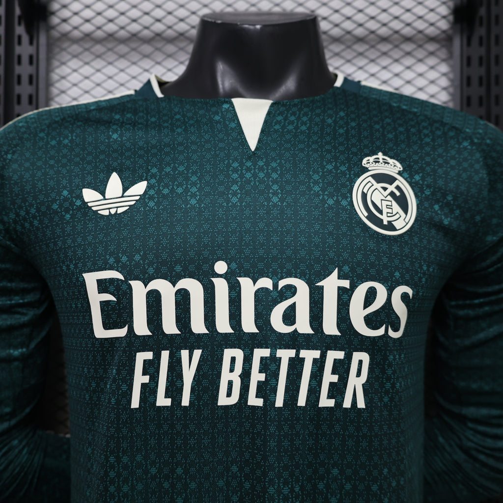 Real Madrid 2026/27 Away Long Sleeve - Player Version