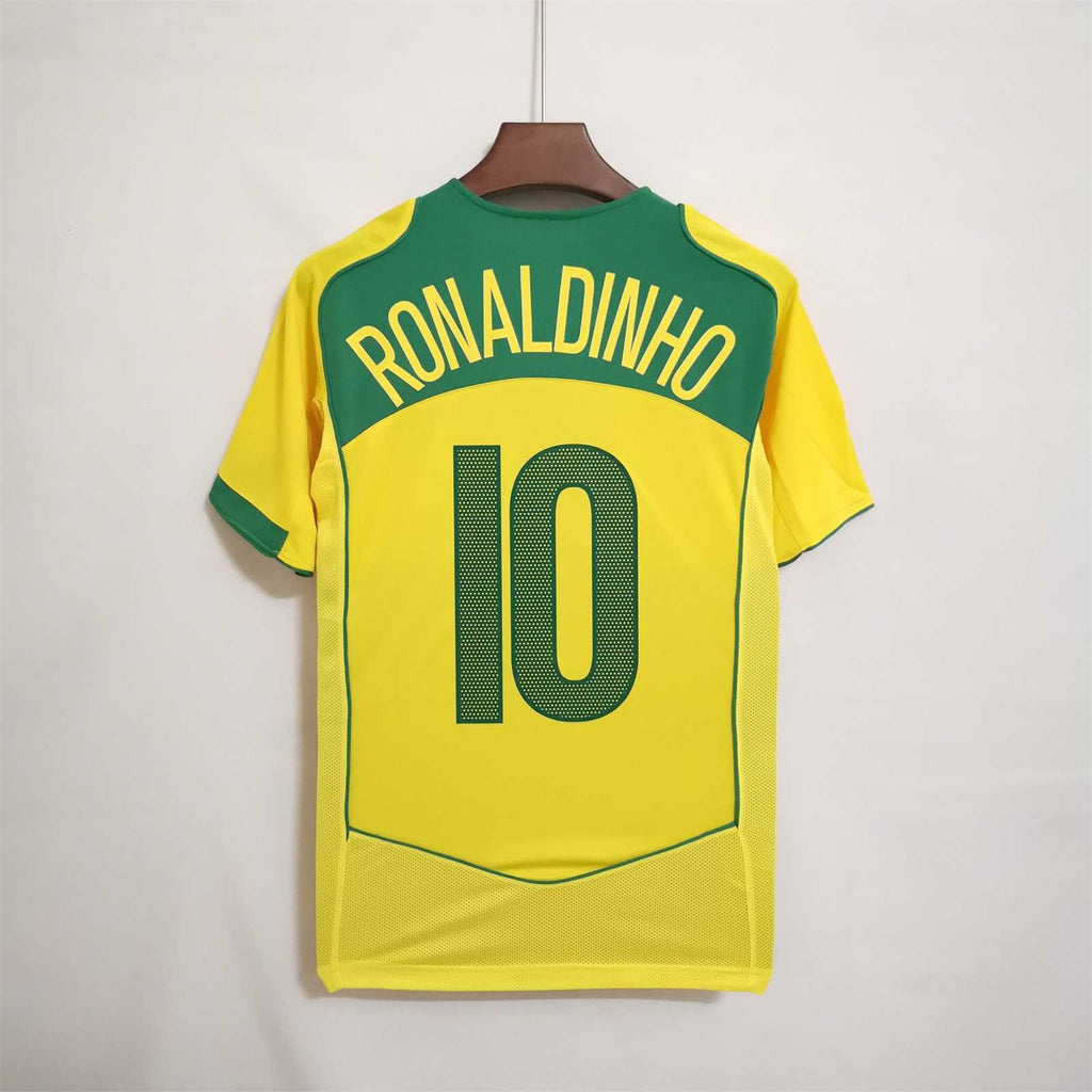 Brazil 2004 Home - Retro