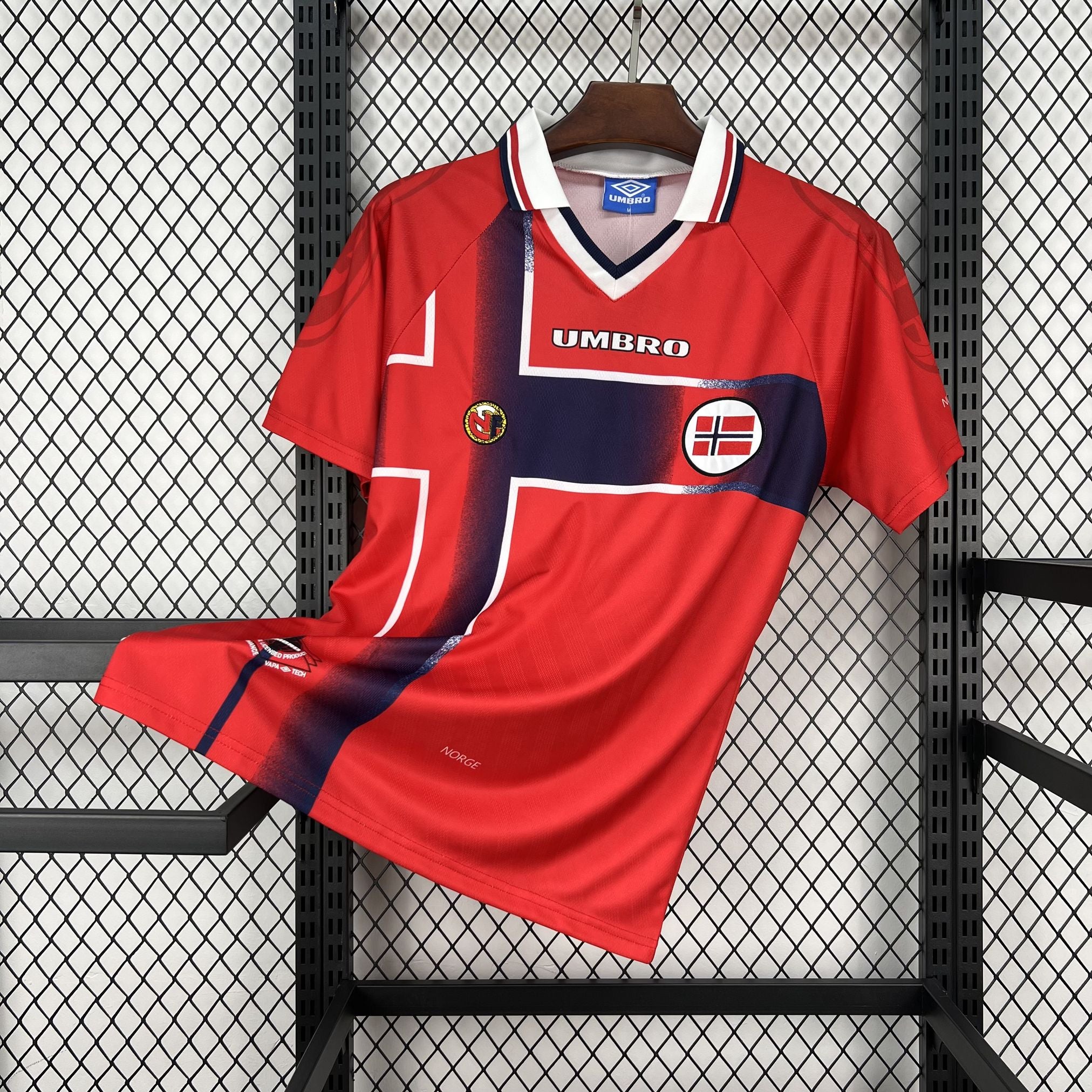 Norway 1997 Home - Retro