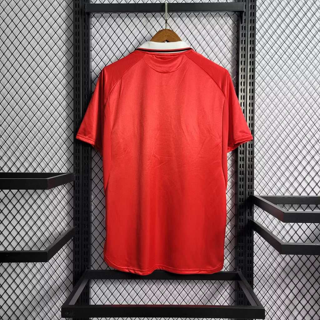 Red back football shirt with crew neck and short sleeves