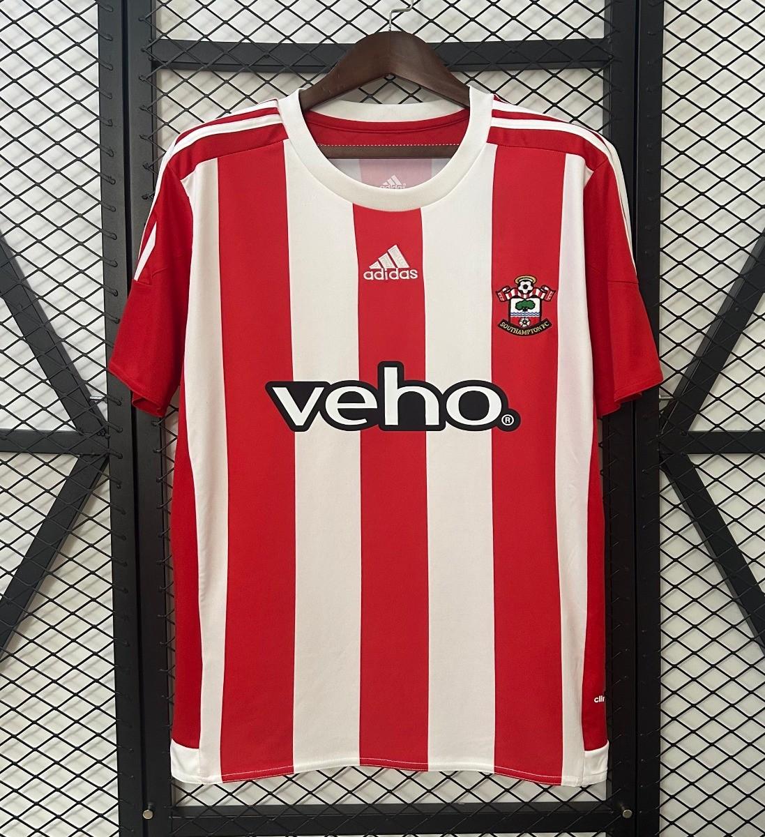 Southampton 2015/16 Home - Retro