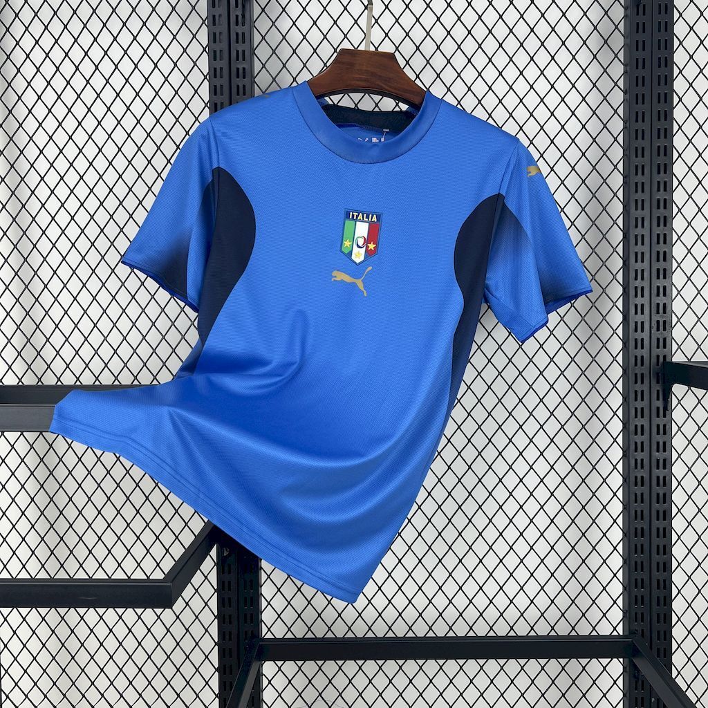 Italy 2006 Home - Retro