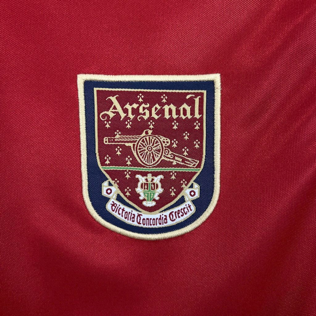 Arsenal crest patch on red retro soccer jersey