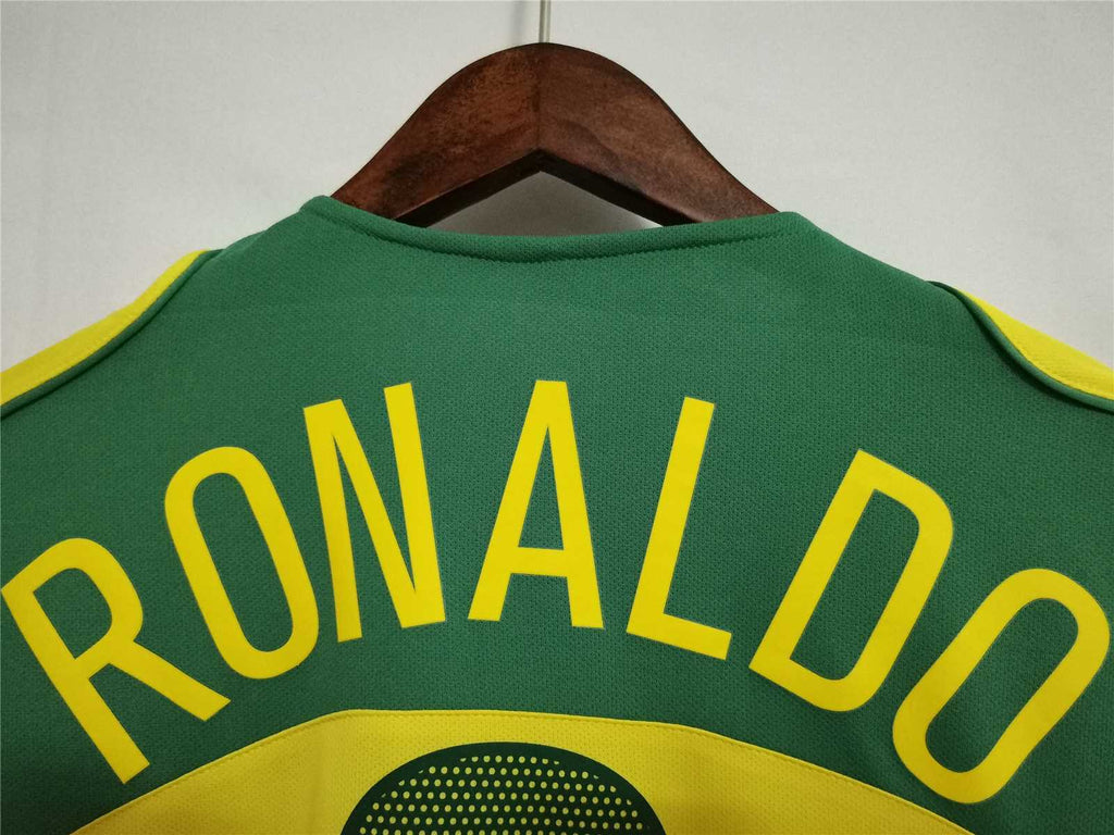 Brazil 2004 Home - Retro