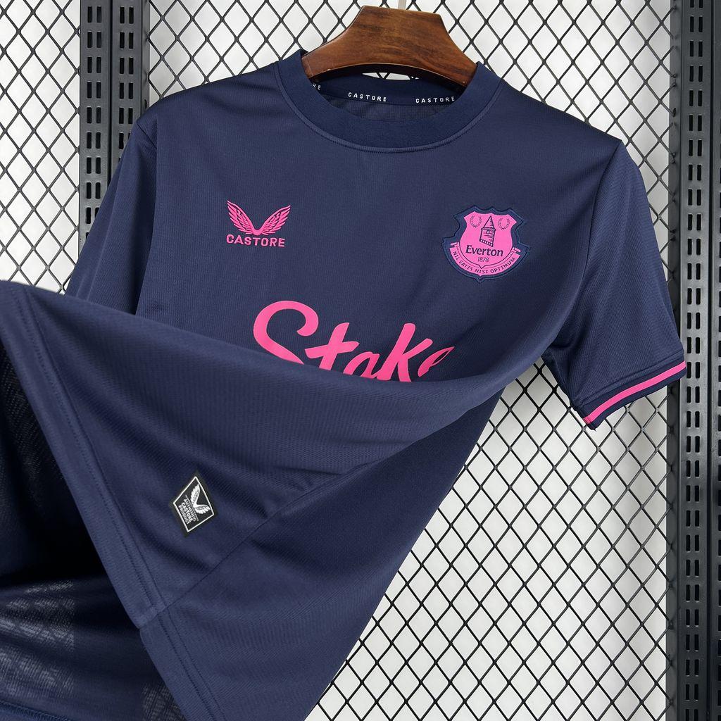 Navy Everton fourth fan football jersey with Everton crest and pink Stak e sponsor