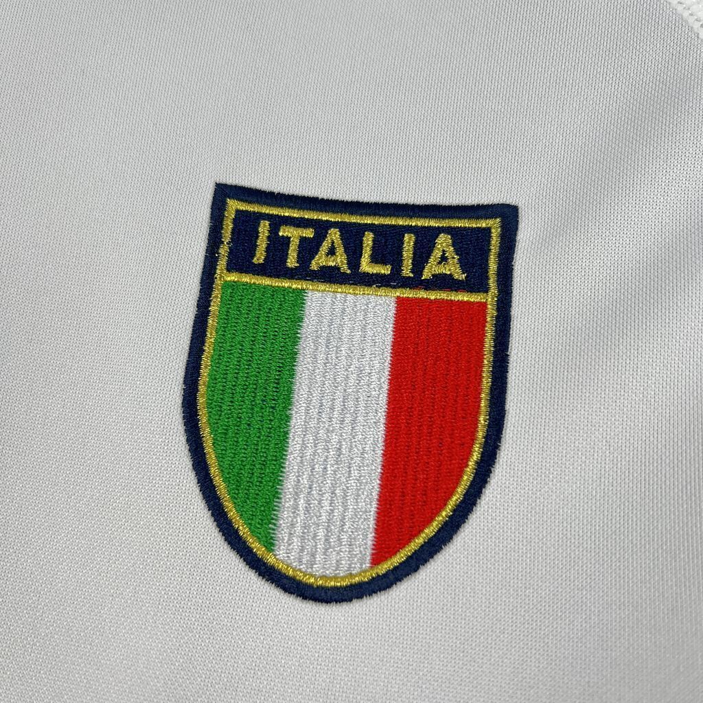Italy 2000 Away - Retro