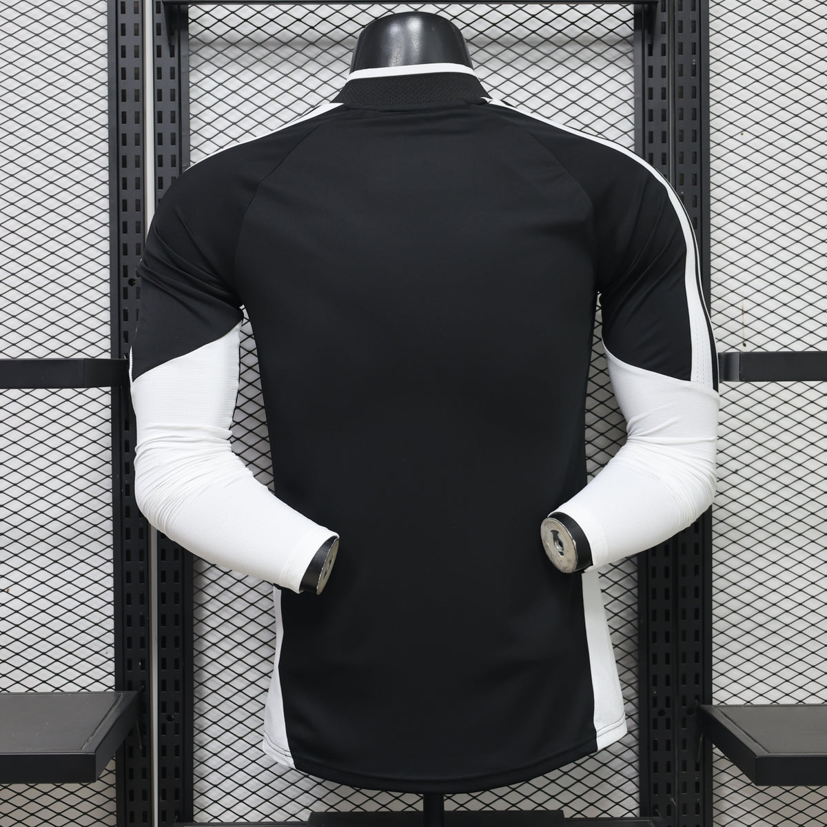 Liverpool FC 2026/27 Black ¼  Zip Player Version Training Top