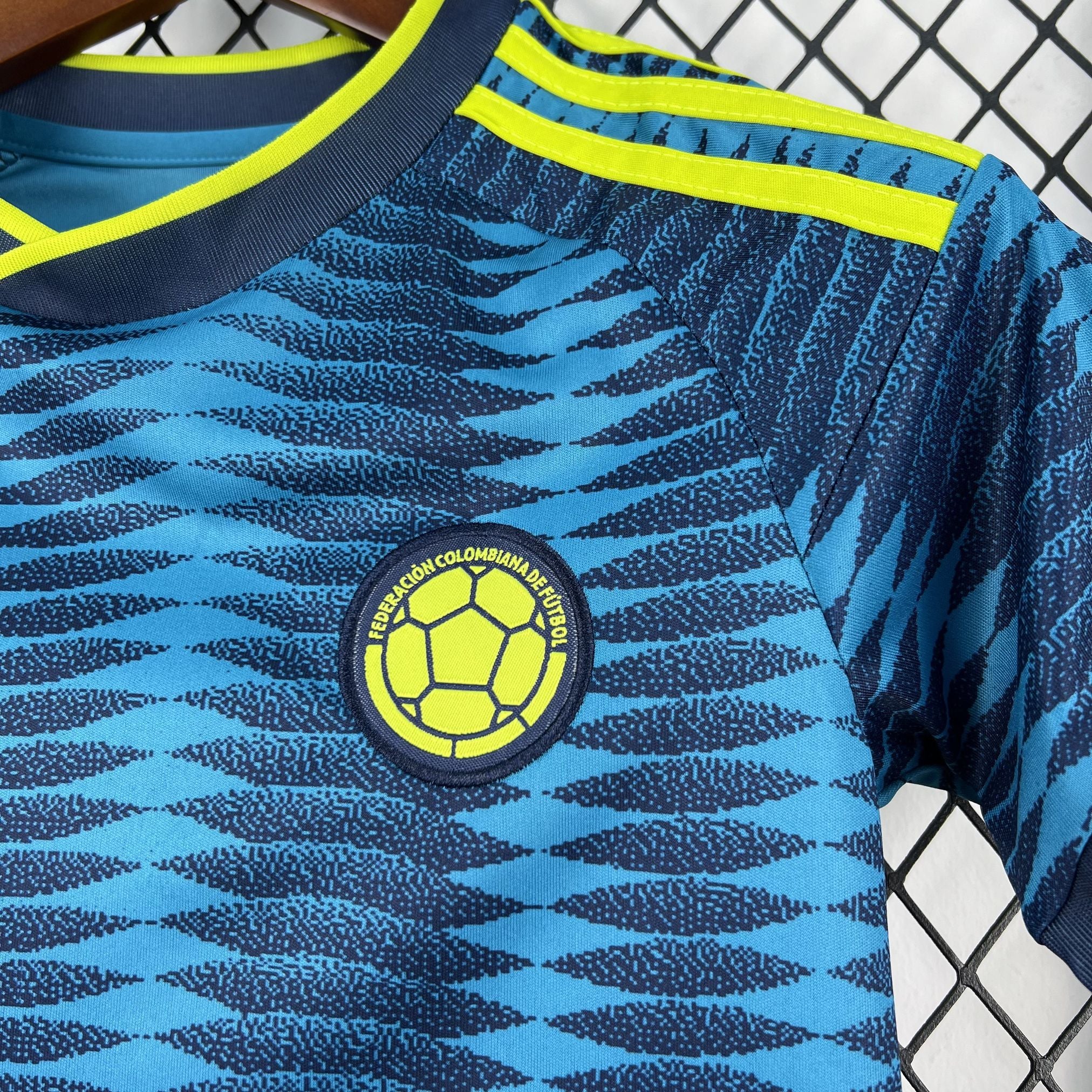Colombia 2026 Away - Kid Kit
