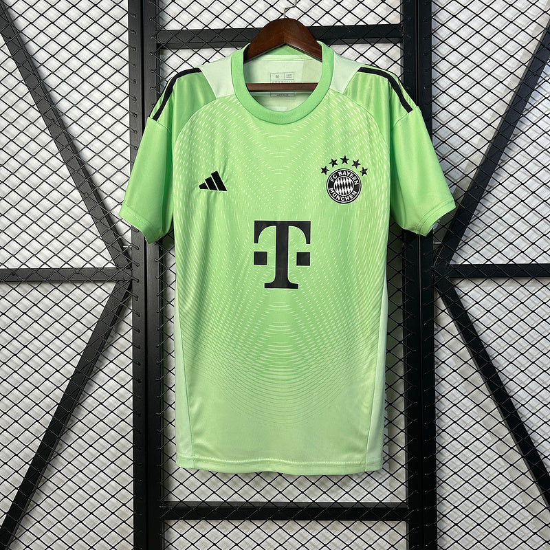 Bayern Munich 2025/26 Green Goalkeeper - Fan Version