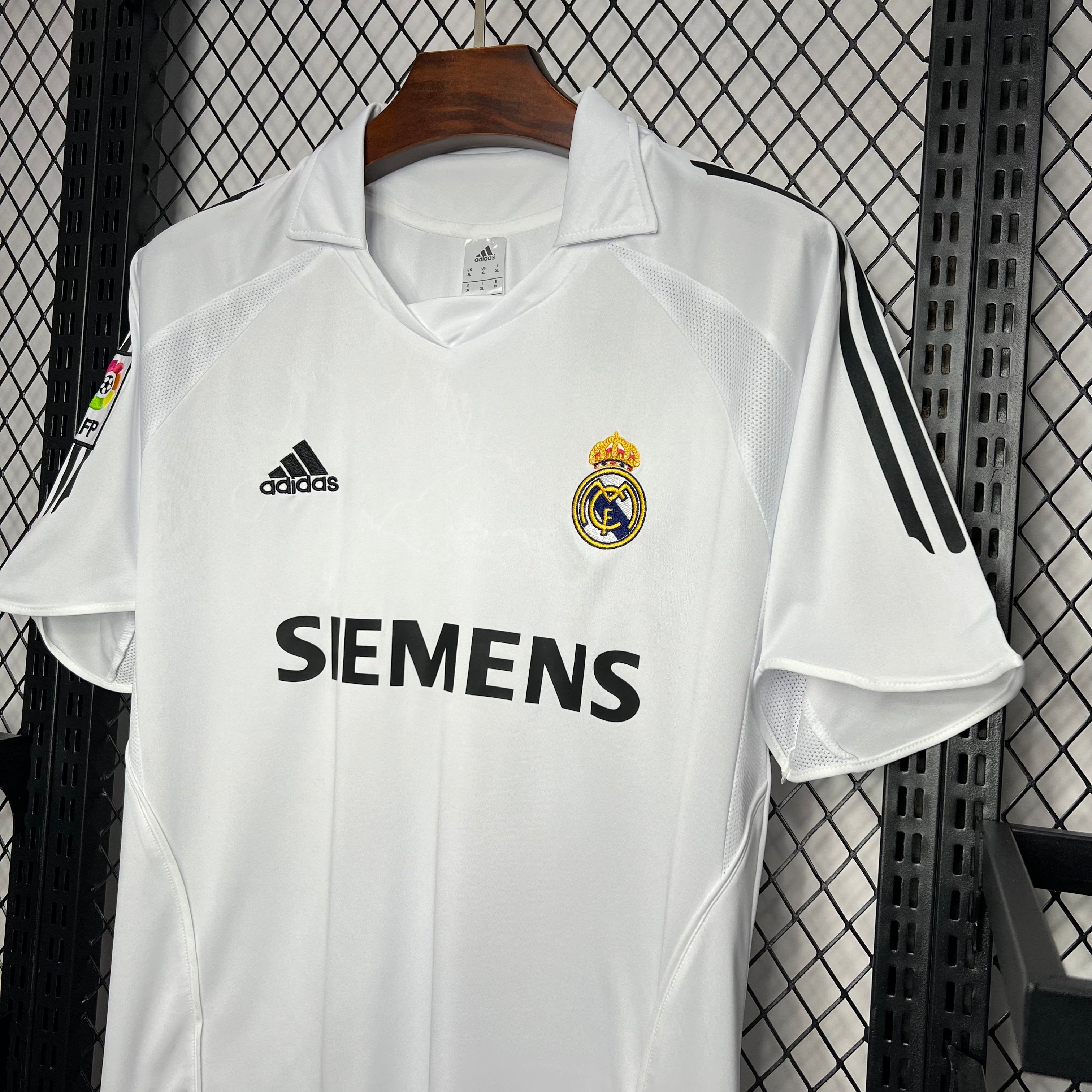 Real Madrid 2005/06 Home - Retro