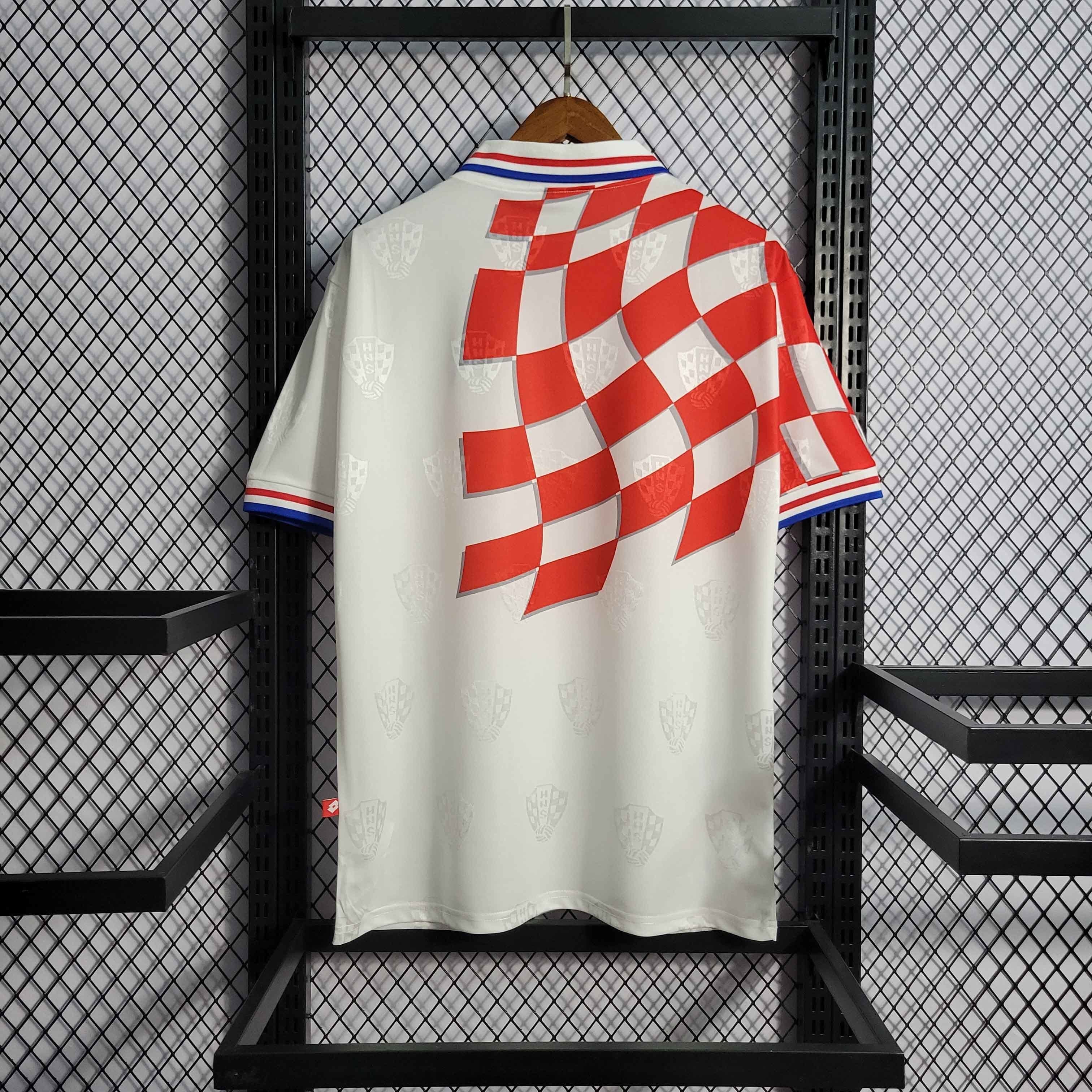 Croatia 1998 Home - Retro