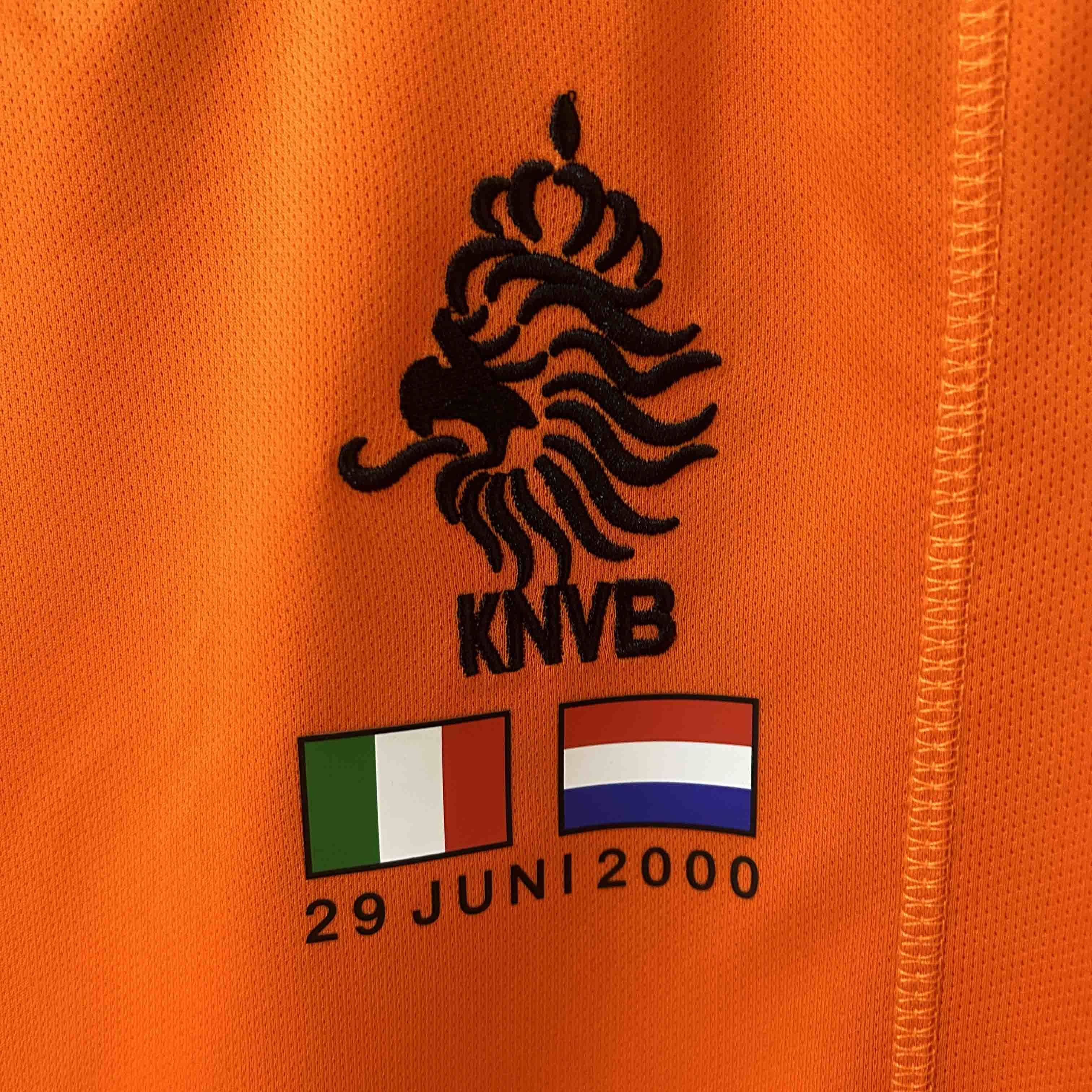 Netherlands 2000 Home - Retro