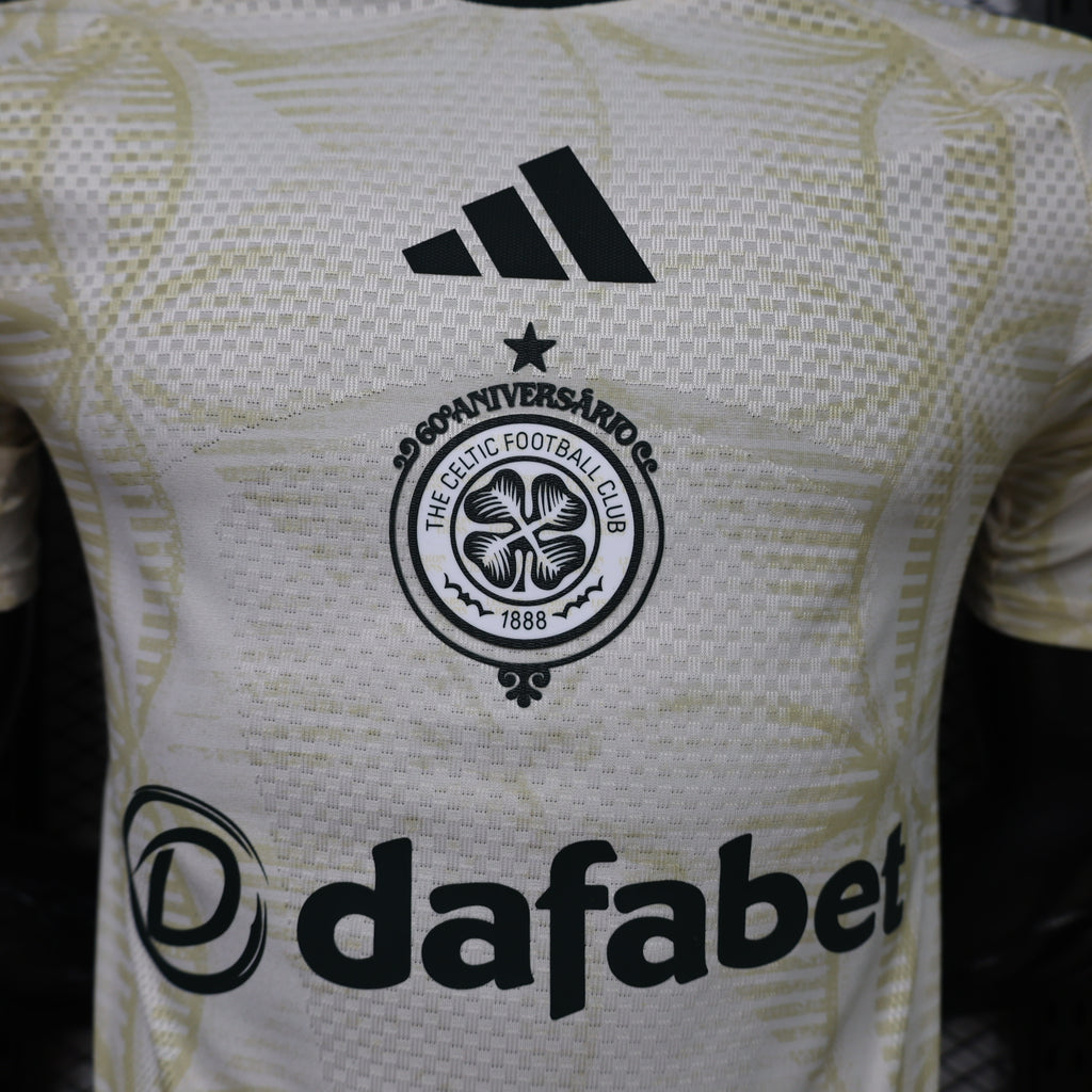 Light yellow jersey front with Celtic FC crest and black dafaBet sponsor