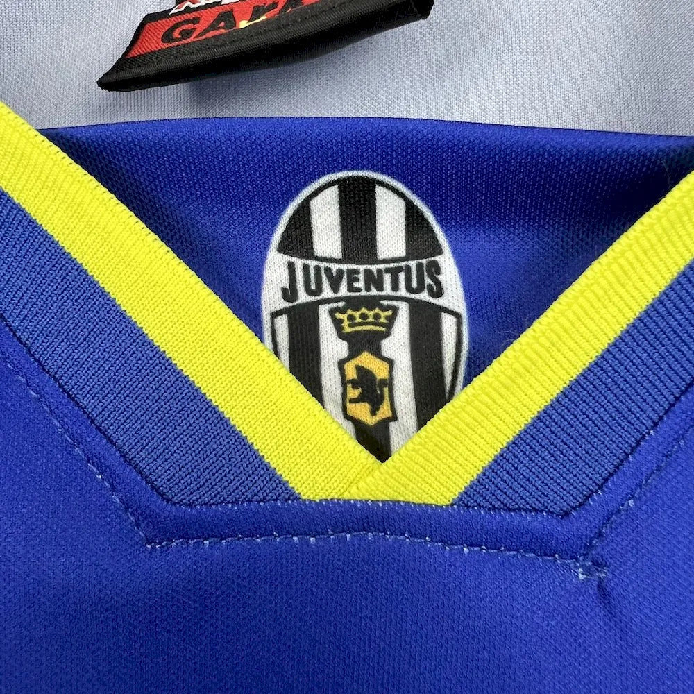 Juventus 1996/97 Away Long Sleeve - Retro