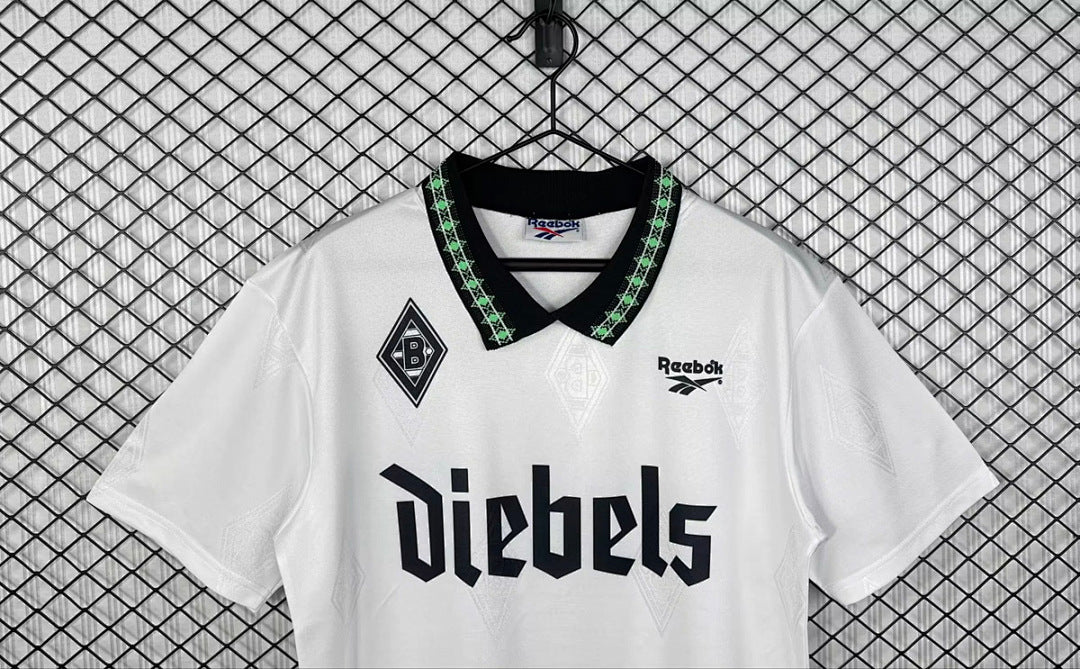 Borussia Monchengladbach 1995/96 Home - Retro